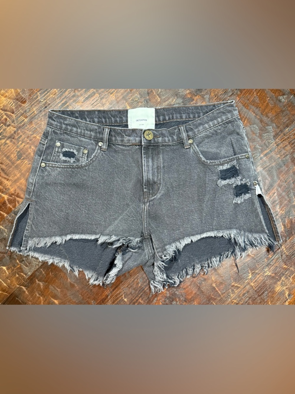 One Teaspoon Marlons  shorts, size 29